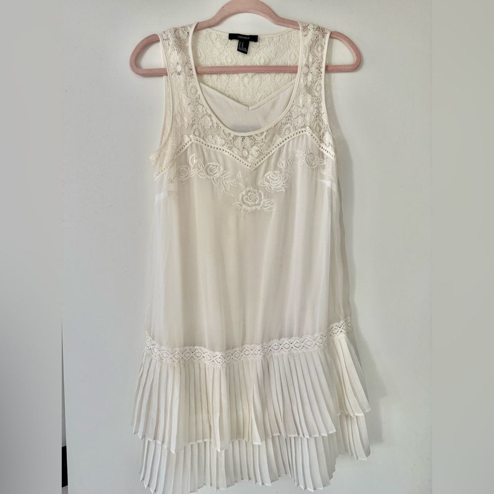Pretty Cream Lace Dress